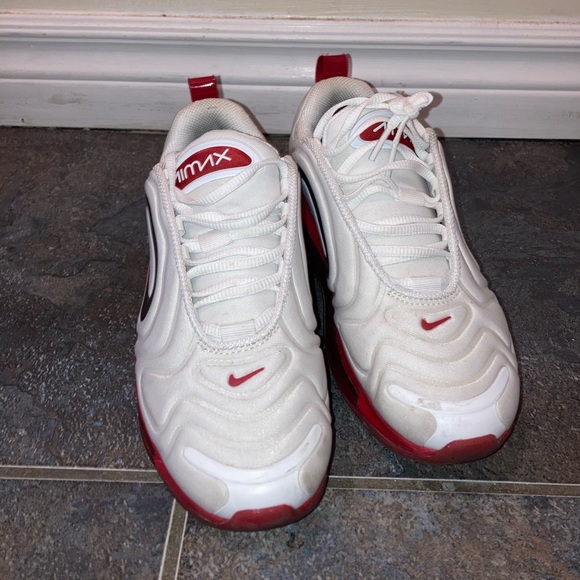 Women’s nike air max 720 - Picture 2 of 3